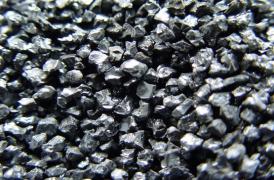 Abrasive slag for sandblasting
